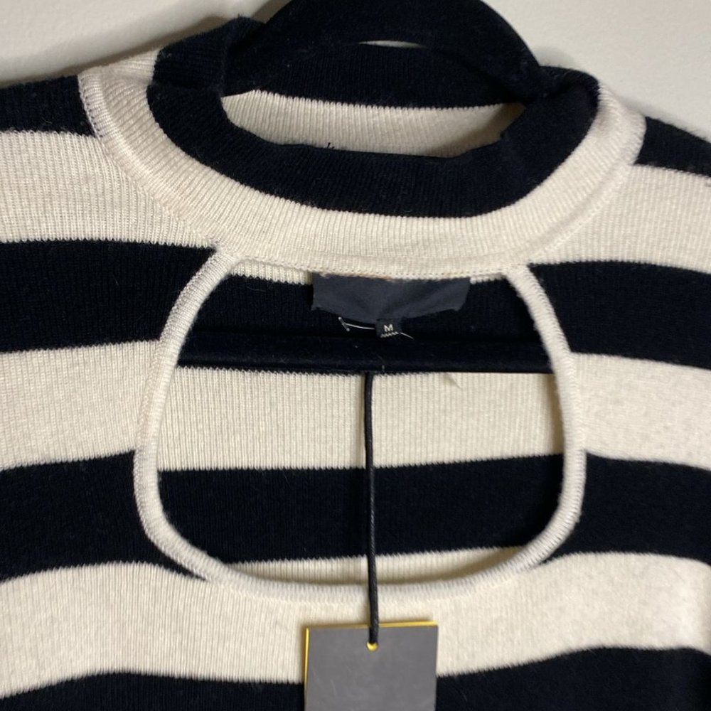 Le Superbe Wool and Cashmere Turtleneck Sweater - Picture 7 of 7